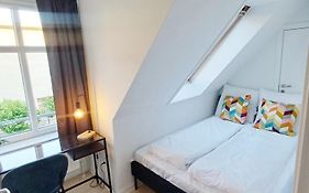Beautiful Double Room In The Center Of City